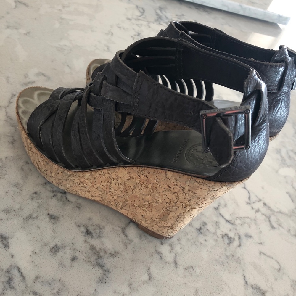 Tory Burch wedge sandals sz 5 - Picture 3 of 5
